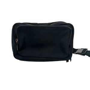 Away The Everywhere Belt Sling Bag Black Nylon Crossbody Fanny Pack Travel Pouch